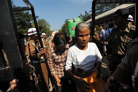 Nation Allows Mass Burma Political Prisoners Release