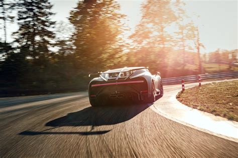 Bugatti Chiron Pur Sport Divo Tests Auf Der Nordschleife Addicted