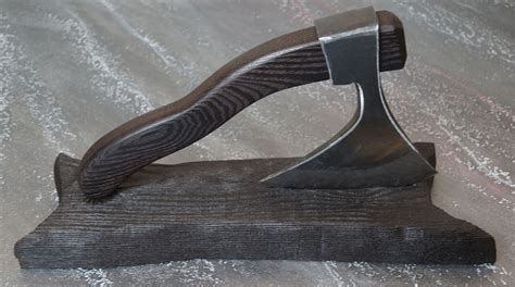 Каминный топор. Надежный и стильный аксессуар для камина. | Магазин топоров