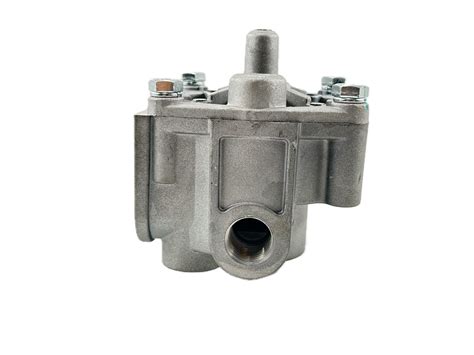 170065476 R12p Type Pilot Relay Valve Truck Parts World