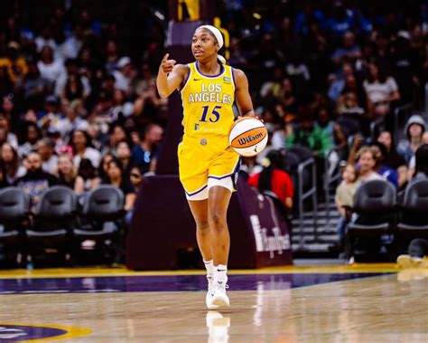 earning  learning sparks guard aari mcdonald embraces