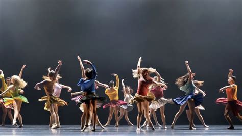 Holland Dance Festival In Amare Amare Podium Voor Muziek En Dans