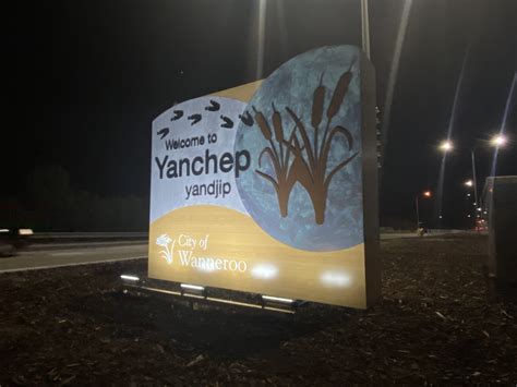 New Entry Sign Makes A Statement Signs And Lines
