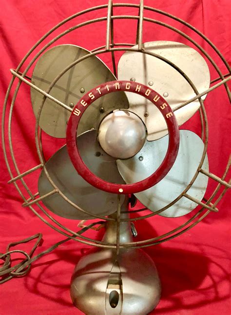 Vintage Westinghouse Metal Oscillating Table Fan