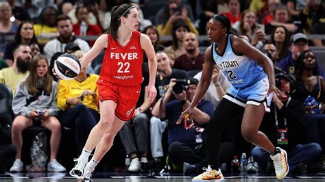 Caitlin Clark Kelsey Mitchell Fuel Indiana Fever Past Chicago Sky To