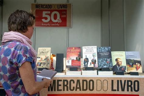 Feira do livro traz a Olhão notáveis escritores nacionais Postal do