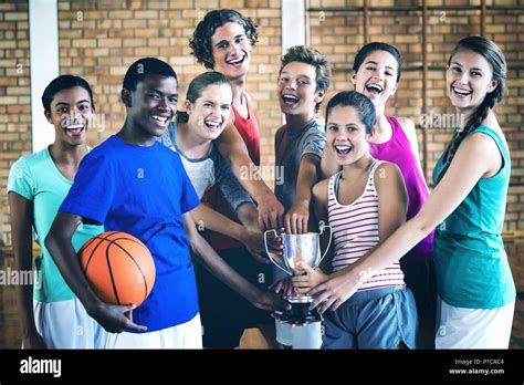 High School Girl Athlete Trophy Hi Res Stock Photography And Images Alamy