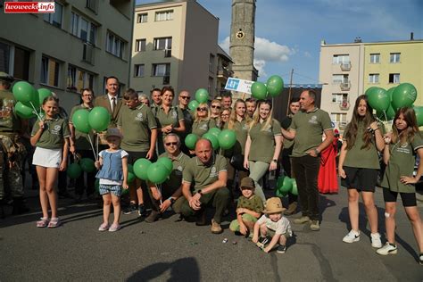 Parada Poszukiwaczy Skarbów na otwarcie Lwóweckiego Lata Agatowego