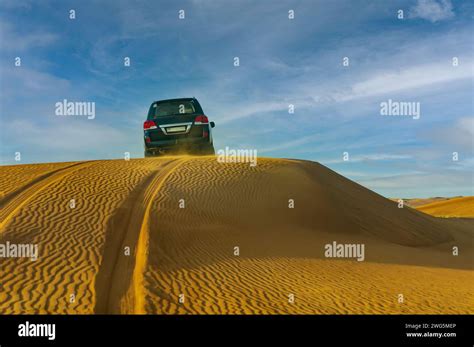 Rub El Khali Hi Res Stock Photography And Images Alamy