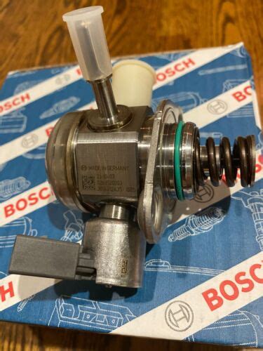 Genuine Bosch Direct Injection High Pressure Fuel Pump Porsche Macan