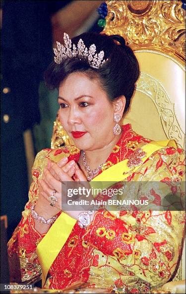 Her majesty Pengiran Isteri Hajah Mariam in Brunei Darussalam on ...