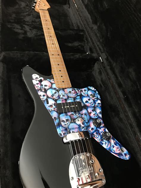 NGD: Warmoth custom Jazzmaster with painted pickguard : r/offset