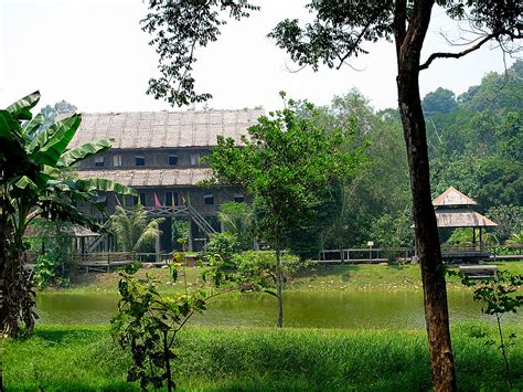 Img The Melanau Tall House Across The Lake Sarawak C Flickr