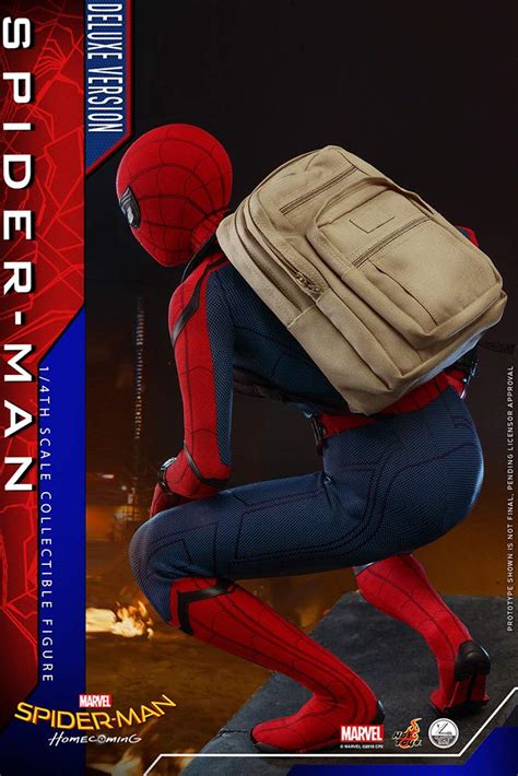 Hot Toys Marvel Spider Man Homecoming Spider Man Deluxe Version