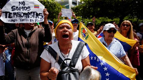 Maduro Libera A Dos Presos Pol Ticos Espa Oles Como Parte De Las