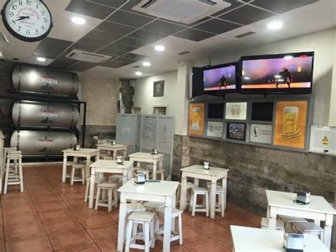 CERVECERÍA LOS TRES HERMANOS Conil de la Frontera Ristorante