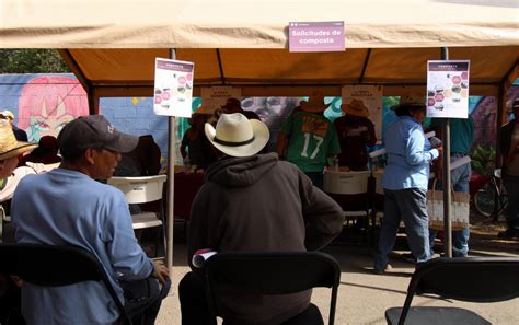 Entregan A Productores De San Andr S Mixquic Composta Para Sus Tierras