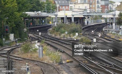 37 Basingstoke Railway Station Stock Photos, High-Res Pictures, and ...