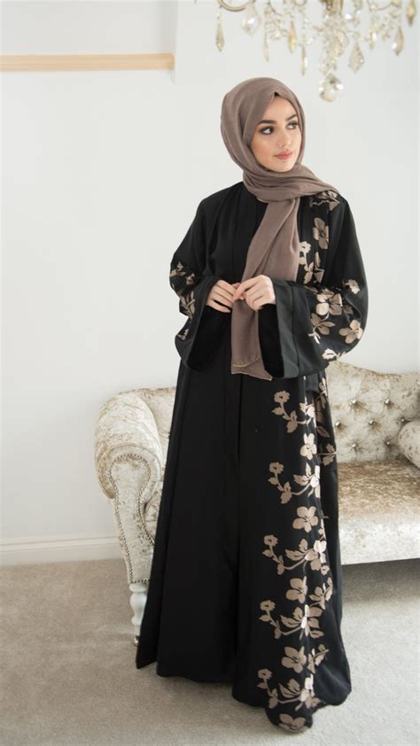 Gold Floral Abaya Ready To Dispatch Abaya Designs Abaya Fashion