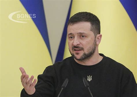 Зеленски: Русия отново ще опита да унищожи енергийната система на...
