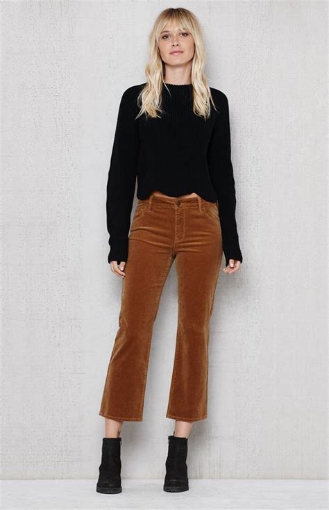 Pin By Jenny F On What To Wear Cropped Pants Outfit Kick Flare Jeans