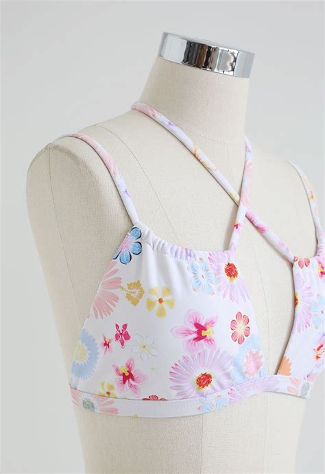 Conjunto De Bikini Con Cuello Halter Y Estampado De Flores Adorables