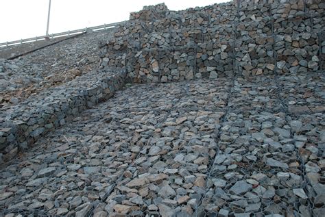 Что такое габионы ( фото) и как их сделать своими руками ( выбор камня ...
