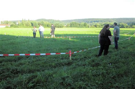 In Der Bürgerversammlung In Elfershausen Stellte Der Bürgermeister Die