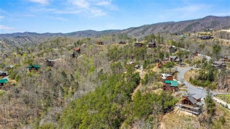 7 Log Cabins in Tennessee You Should Rent | Colonial Properties