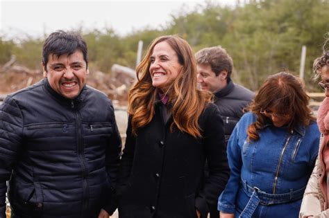 En Tierra Del Fuego Tolosa Paz Y El Gobernador Melella Recorrieron