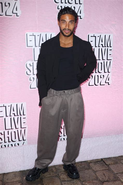 Iris Mittenaere Ogee Zahia Dehar Toutes En Lingerie Sexy Pour Une Soir E D Nud E Public