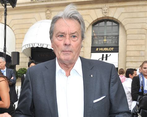 Alain Delon Amaigri Sa Fille Anouchka Partage Une Photo Du Gu P