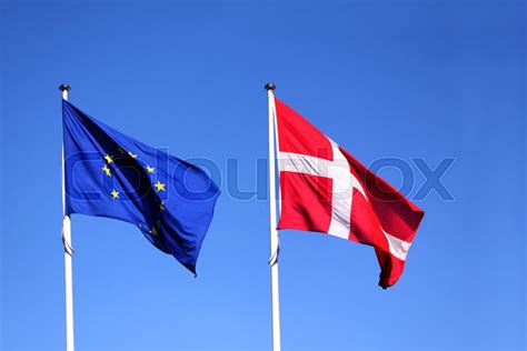 Dansk Dannebrog Flag Sammen Med Stock Foto Colourbox