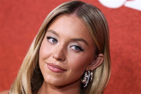 Ξανθό της άμμου αλλιώς sandy blonde η απόλυτη απόχρωση του Καλοκαιριού