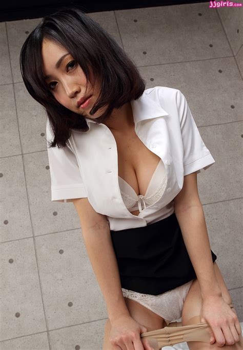 Thumbnow Japanese Babe Yuki Mizuho Erotic Photo