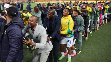 Watch Mamelodi Sundowns Dressing Room Celebrations After Snatching