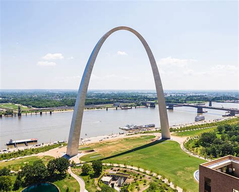 Large Outdoor Stainless Steel Gateway Arch Sculpture Structure