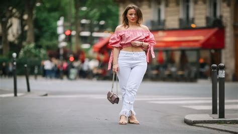 Wearing High Waisted Jeans For Petite Shapes Petite Chic Mastery