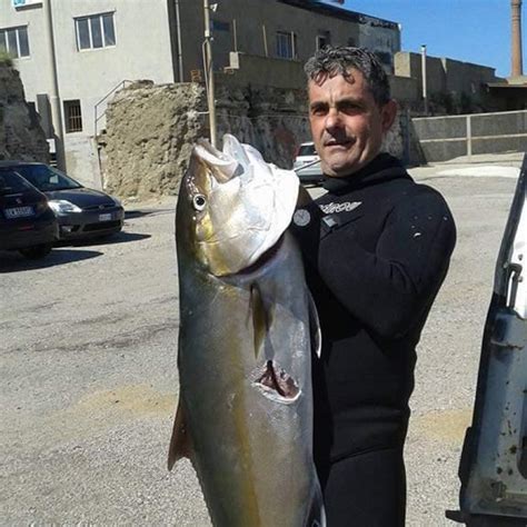 Sub Disperso In Mare A Messina Il Corpo Senza Vita Trovato Nella Zona