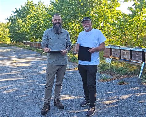 BLÜTENGOLD Bio Honig vom Imkermeister im Weinviertel BLÜTENGOLD at