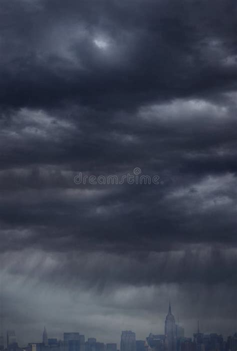 Overcast Sky And City Background Stock Image Image Of Architecture