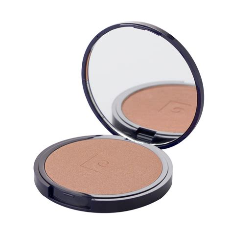 Иллюминайзер для лица Pierre Cardin Illuminating Skin Perfector 765 ...