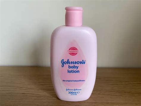 Discontinued 12 Full Johnsons Original Pink Baby Lotion 300ml