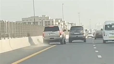 Video Reckless Dubai Driver Arrested Fined Dh50000 For Tailgating