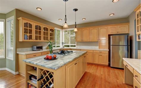 Maple Cabinets With White Granite Countertops Resnooze