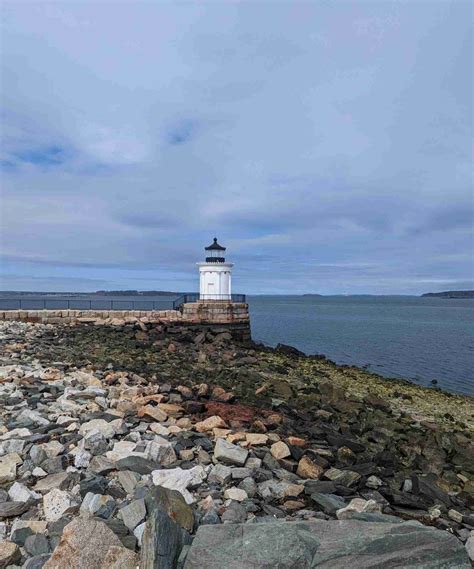 Take A Day Trip To The Lighthouses Of Portland Maine Wonder Sundry