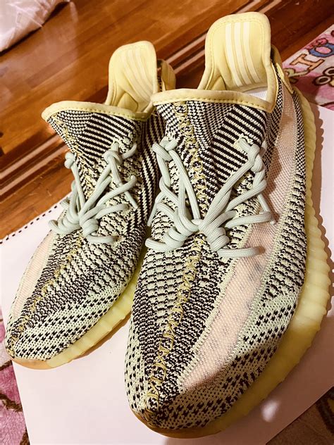 Yeezy Lace Styles Outlet