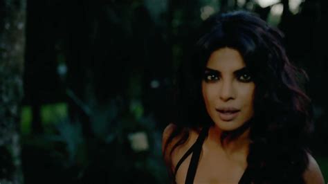 HQ DVD Captures Of Indian Actress Priyanka Chopra Exposing In Bikini For Exotic