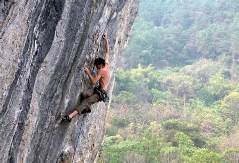 Attrezzatura Per Arrampicata Sportiva Qui Montagna