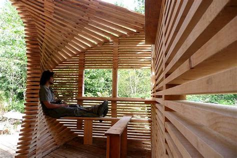 Inspiring Bird Hide Built By Centre For Alternative Technology Students